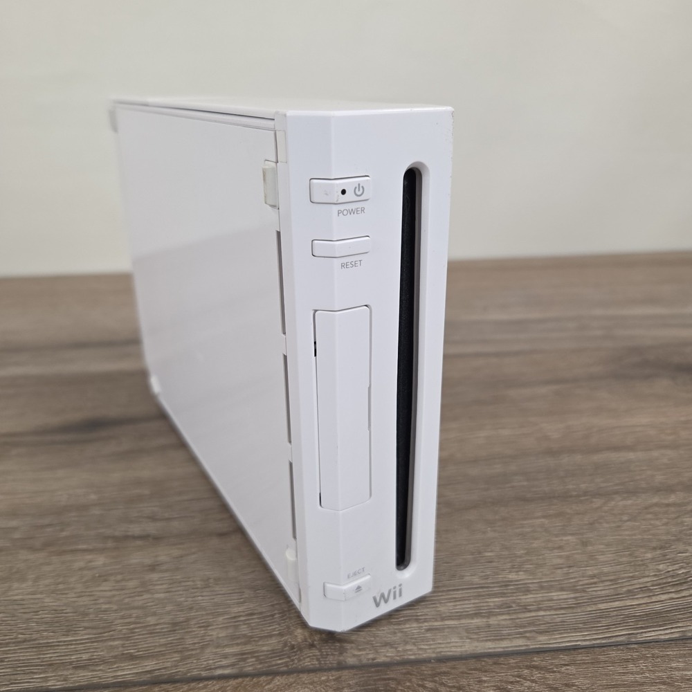 Nintendo RVL-001 Wii Console White Bundle Tested w/ Controller, Cables, & Sensor - Picture 5 of 13
